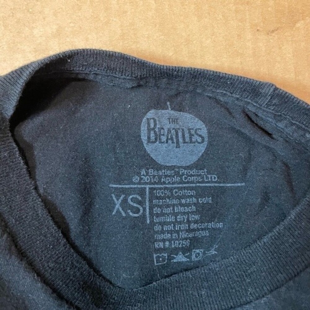 Juniors "Beatles" Band T-Shirt Size X-Small - Picture 3 of 3